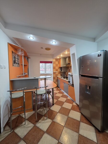 Titan/Circa 13,metrou 1 Decembrie 1918 la 7 minute